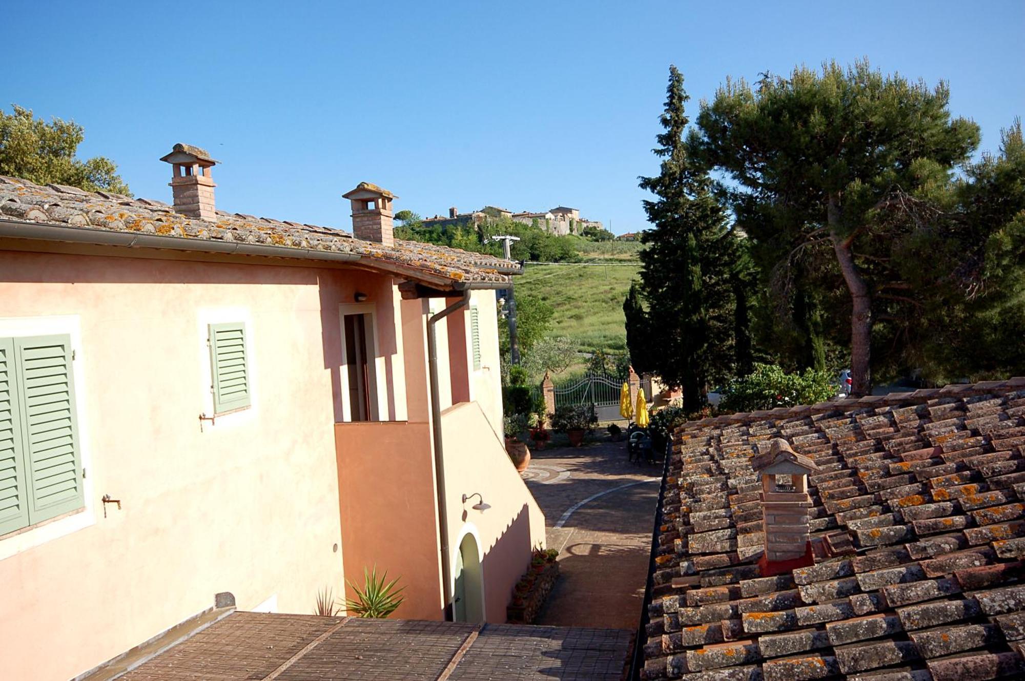 Antico Borgo Il Cardino Bed & Breakfast San Gimignano Dış mekan fotoğraf