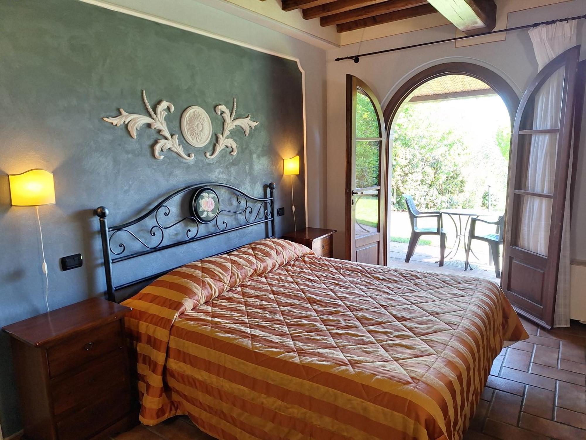Antico Borgo Il Cardino Bed & Breakfast San Gimignano Dış mekan fotoğraf