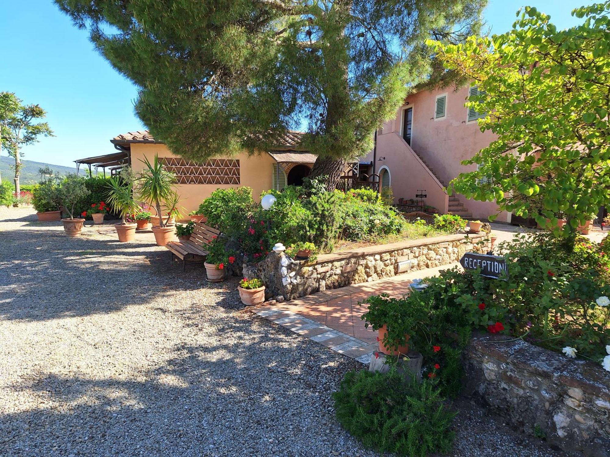 Antico Borgo Il Cardino Bed & Breakfast San Gimignano Dış mekan fotoğraf
